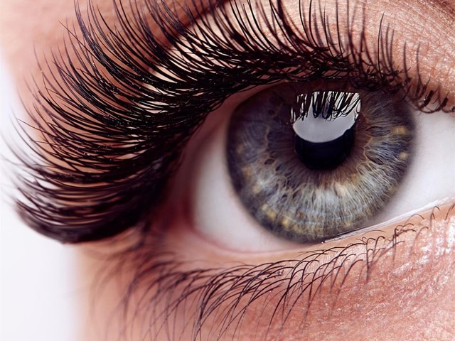 Extensión de pestañas 